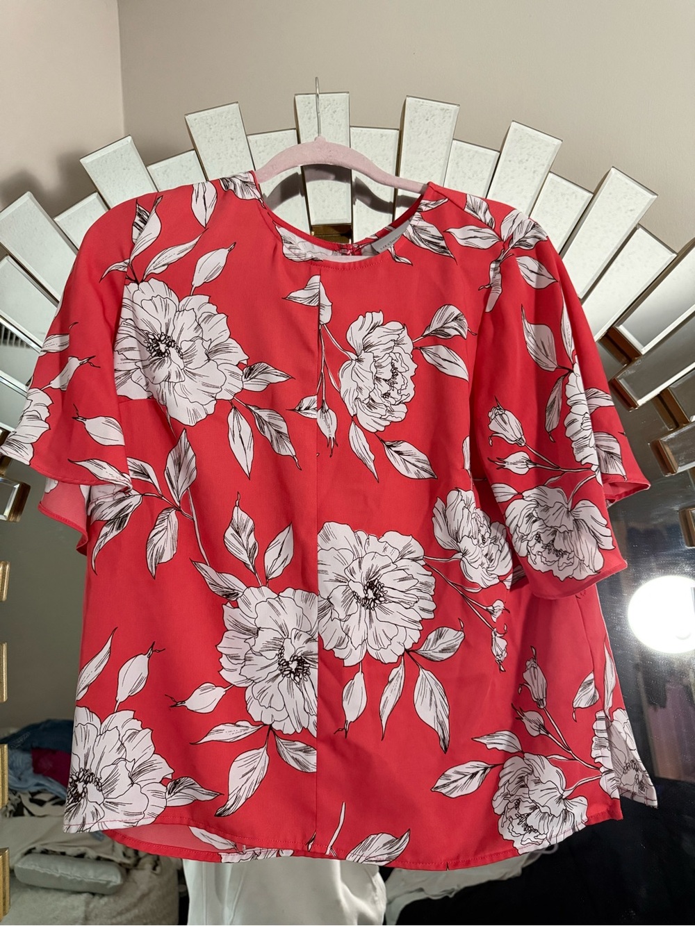 Liz Claiborne Coral Pink Floral Flutter Sleeve Blouse